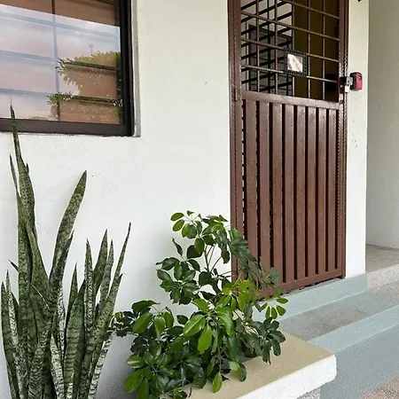 Pd Seaview Vip Staycation W Wifi Kampong Bagan Pinang Exterior photo