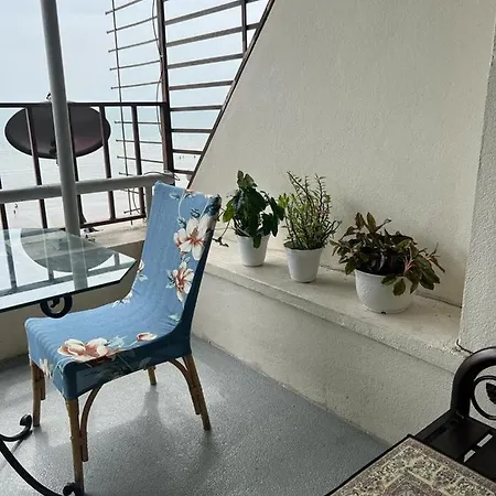 Pd Seaview Vip Staycation W Wifi Kampong Bagan Pinang Exterior photo