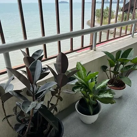 Pd Seaview Vip Staycation W Wifi Kampong Bagan Pinang Exterior photo